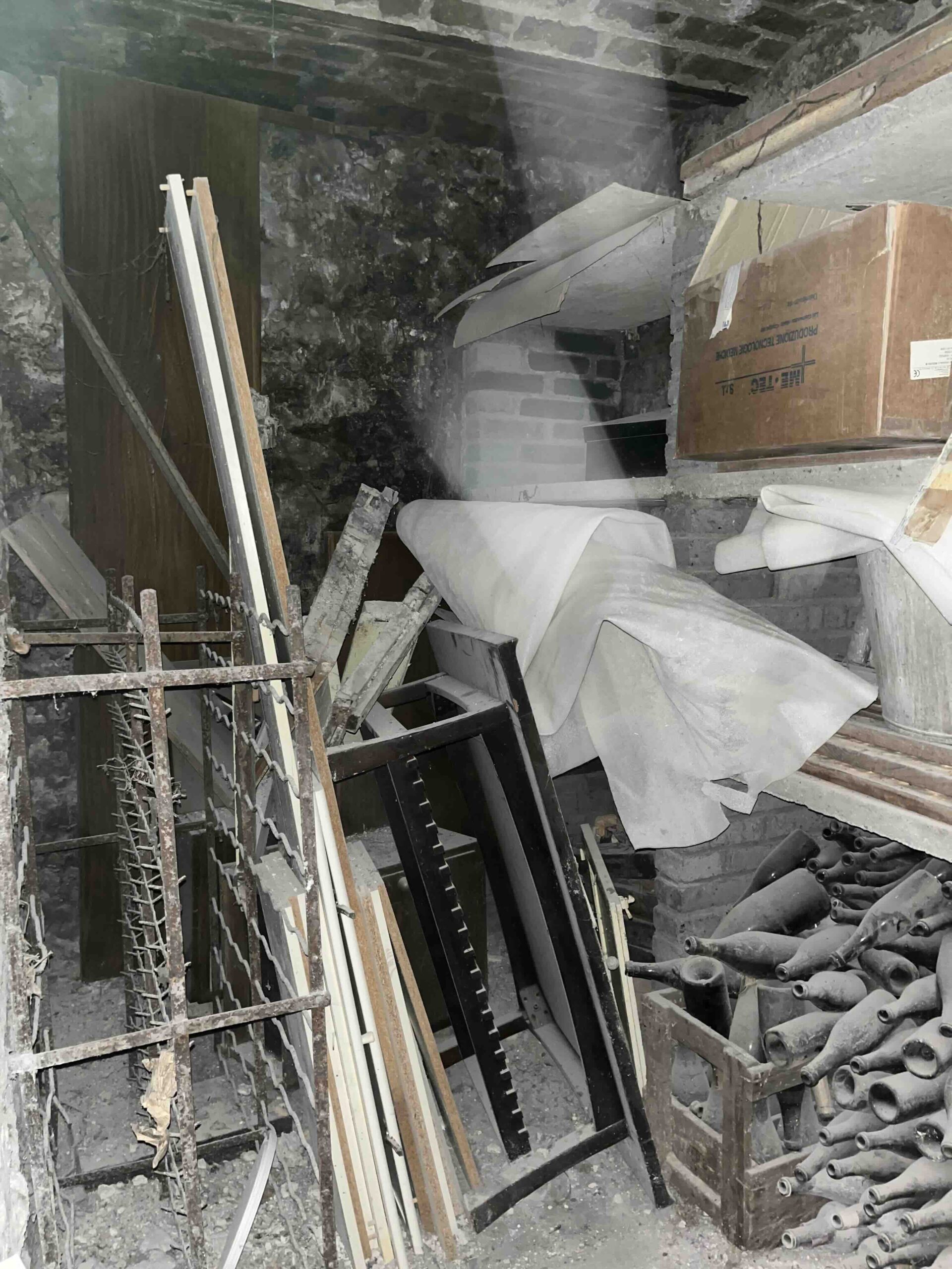 désencombrer une cave Paris 19è